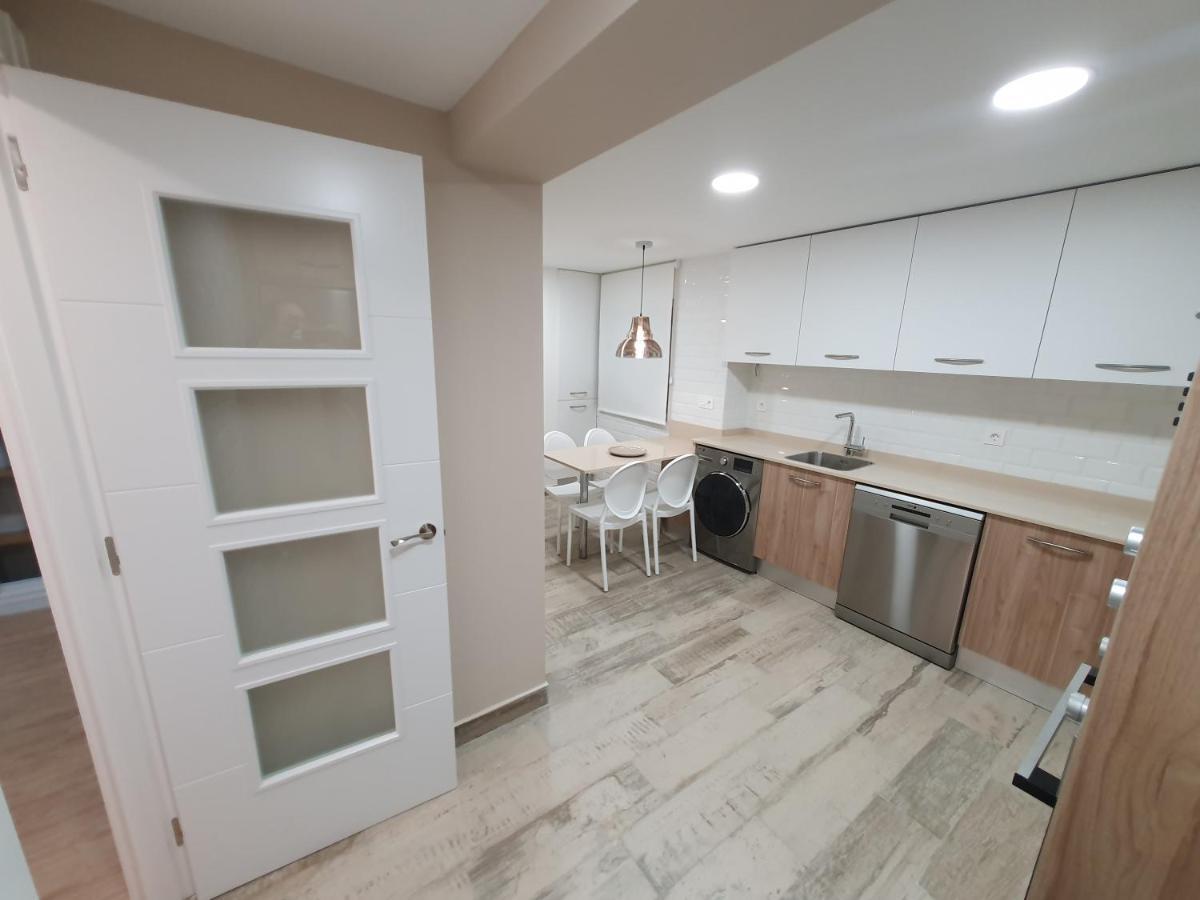 Апартаменты Playa 12 - El Lujo De Estar En 1ª Linea De Playa - Vut-4043-As Хихон Экстерьер фото